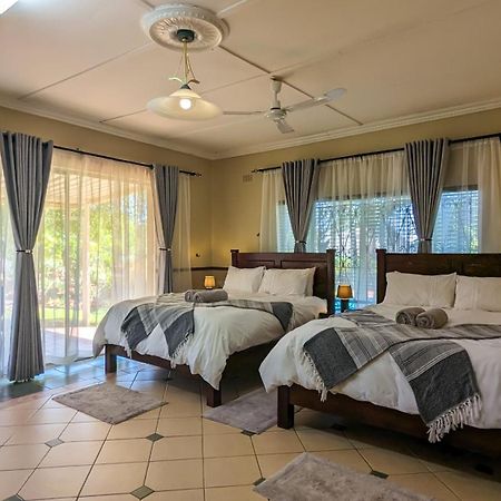 Room In Villa - Zambezi Family Lodge - Elephant Room Victoria Falls Exteriör bild